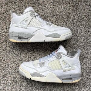 Nike Air Jordan 4 White Oreo Size 6 Youth (Size 7.5 Women's)